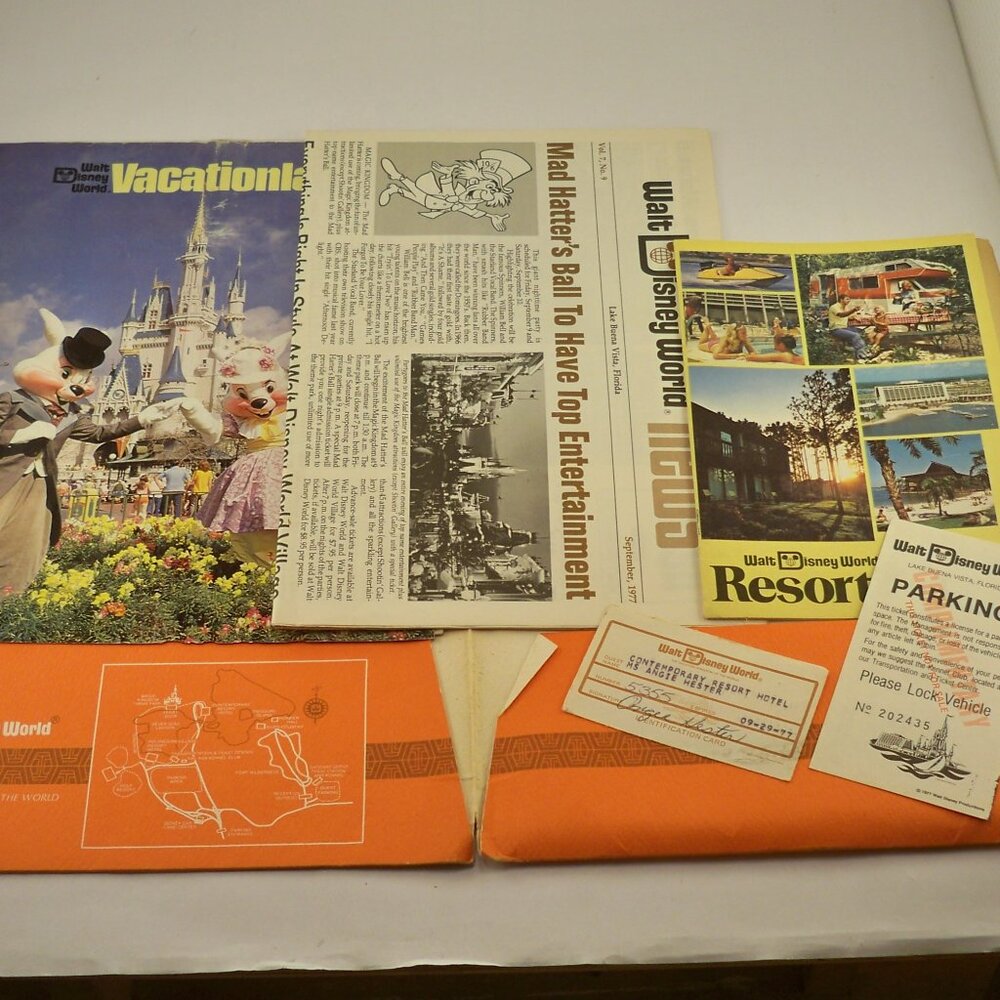 Disney World Vacationland, Brochure, Guide, Newspaper Other 77 Vintage *Ephemera